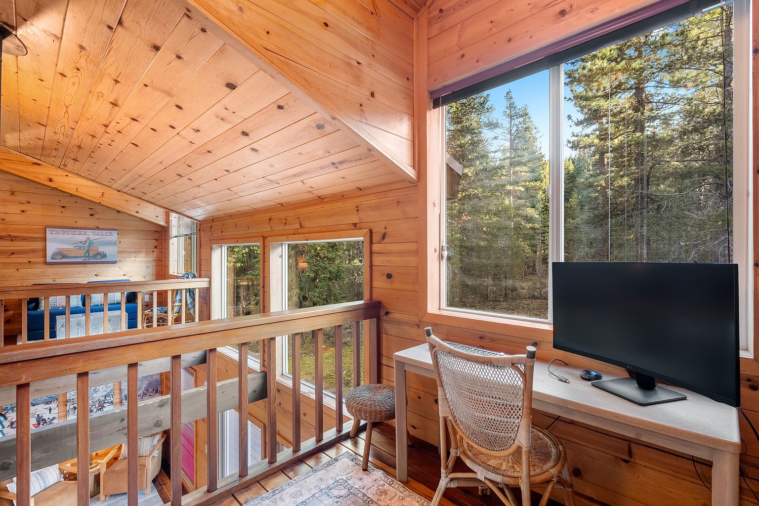 Bedroom or lounge space